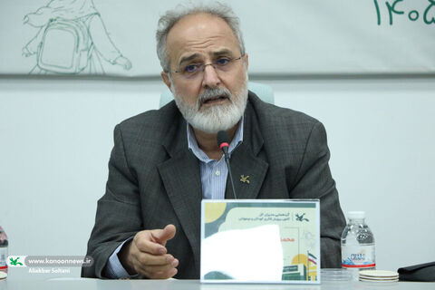 محمدرضا کریمی صارمی، معاون تولید کانون در گردهمایی مدیران کل در سیرجان