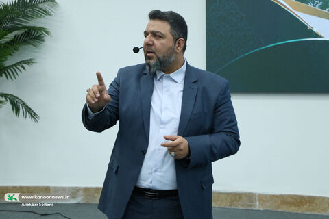 امیرمحمدپور، معاون توسعه مدیریت و منابع کانون در گردهمایی مدیران کل در سیرجان