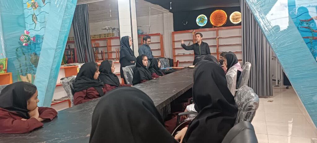 کانون ثلاث باباجانی با آموزش دف‌نوازی و نشست ارتباط مؤثر میزبان نوجوانان شد