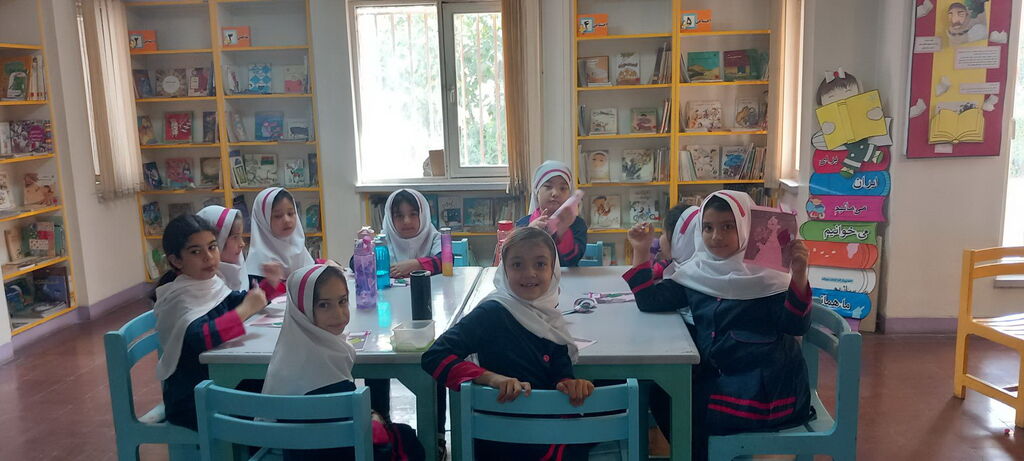 جشن دوستی با کتاب در مرکز فراگیر ۲۴
