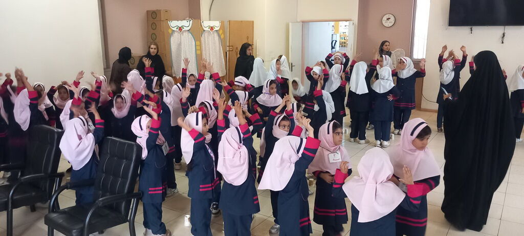 جشن دوستی با کتاب در مرکز فراگیر ۲۴