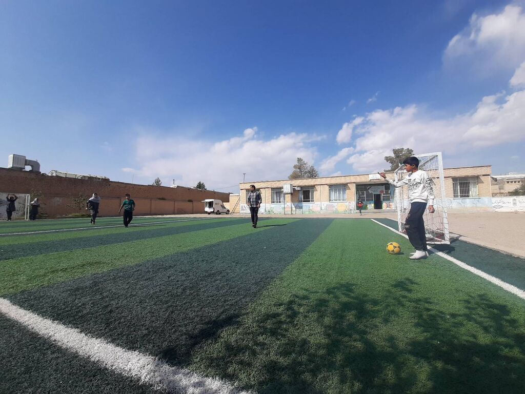 روزی به‌یادماندنی با عطر کتاب و فضایل فاطمی در روستای لاسجرد سرخه