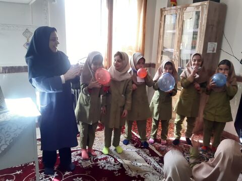 جشن نوخوان‌ها؛ آغاز قصه دوستی کودکان با کتاب در مراکز کانون همدان