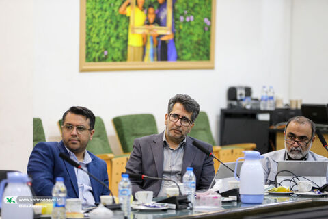 نشست مشترک شورای معاونان و مدیران‌کل  با مسئولان کمیته امداد امام خمینی(ره)