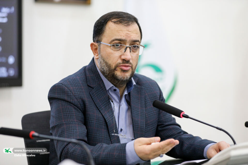 دسترسی کودکان مناطق کم‌برخوردار به خدمات فرهنگی کانون را گسترش می‌دهیم