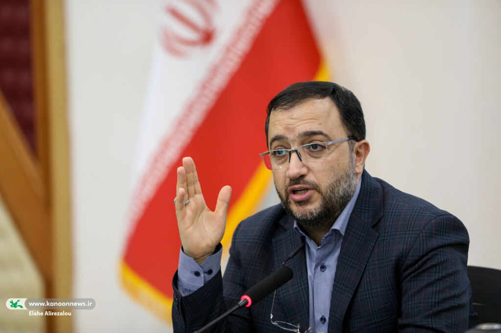 دسترسی کودکان مناطق کمبرخوردار به خدمات فرهنگی کانون را گسترش میدهیم