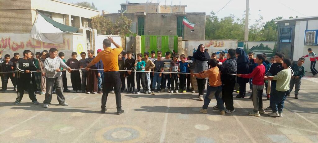 برگزاری طرح «سه‌شنبه‌های کانونی» در مدرسه شهید پرهیزگار مادوان
