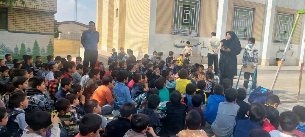 برگزاری طرح «سهشنبههای کانونی» در مدرسه شهید پرهیزگار مادوان