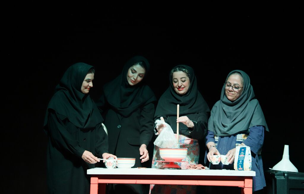 مدیرکل آفرینشهای ادبی و هنری کانون از دوره آموزشی «تئاتر اشیاء» در قزوین بازدید کرد