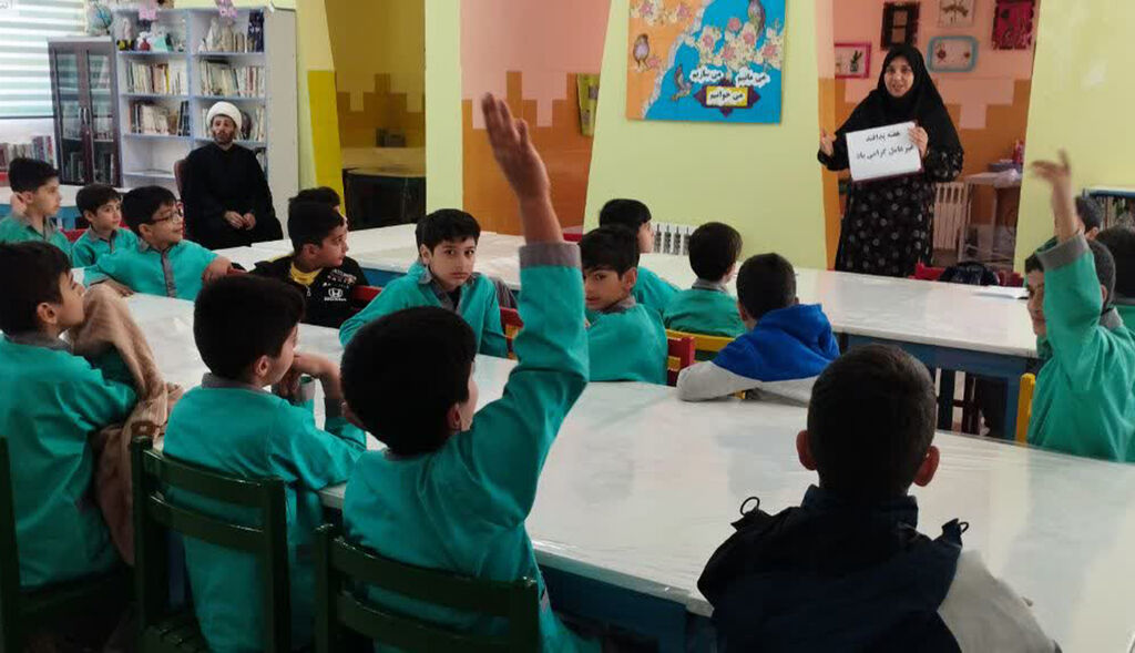 گرامی داشت «هفته پدافند غیرعامل» در کانون لرستان