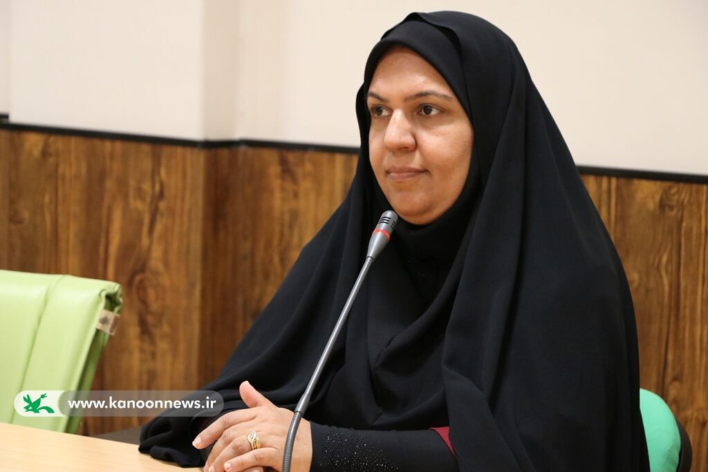 نوجوانان باید در کانون نقشآفرین و تصمیمگیر باشند