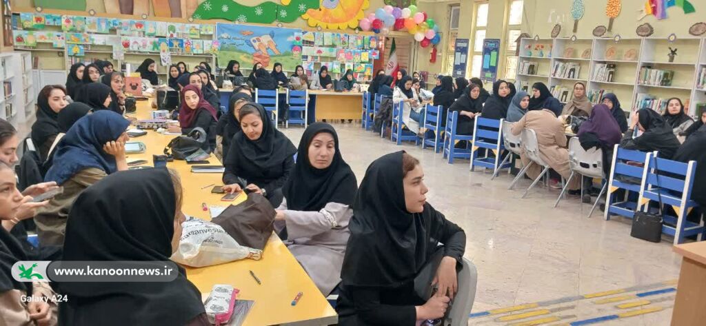 کارگاه تخصصی «نقاشی برجسته‌سازی و کلاژ» برای مربیان پیش‌دبستانی برگزار شد