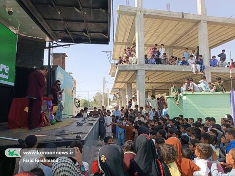 روزهای سوم تا ششم اجرای تماشاخانه سیار کانون پرورش فکری در جنوب سیستان و بلوچستان