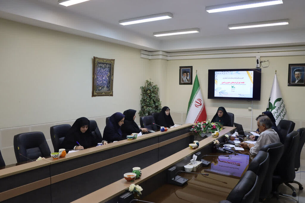 بررسی عملکرد مراکز کانون آذربایجان‌غربی متقاضی طرح «مرکز+ ستاره»