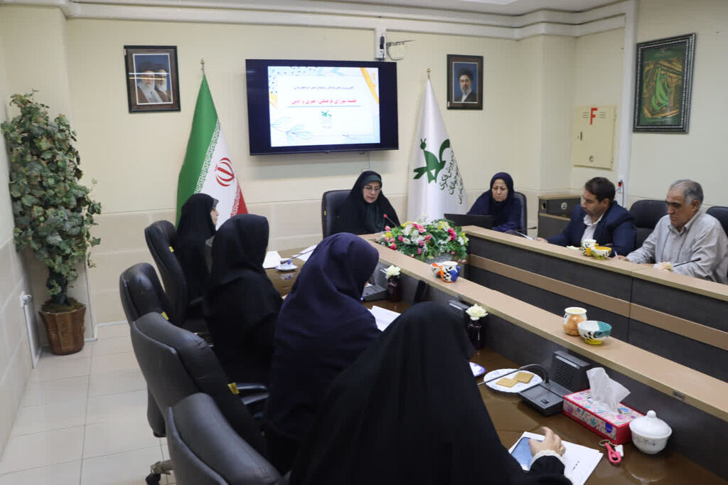بررسی عملکرد مراکز کانون آذربایجان‌غربی متقاضی طرح «مرکز+ ستاره»