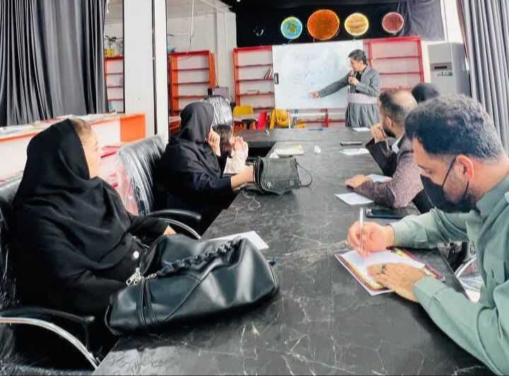 کارگاه «فن بیان و مهارت‌های ارتباطی» در کانون ثلاث باباجانی برگزار شد