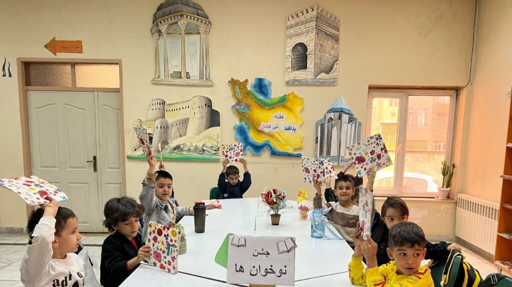 جشن نوخوانها با رویکرد پدافند غیرعامل در مرکز شماره ۲ کانون اسلامآبادغرب