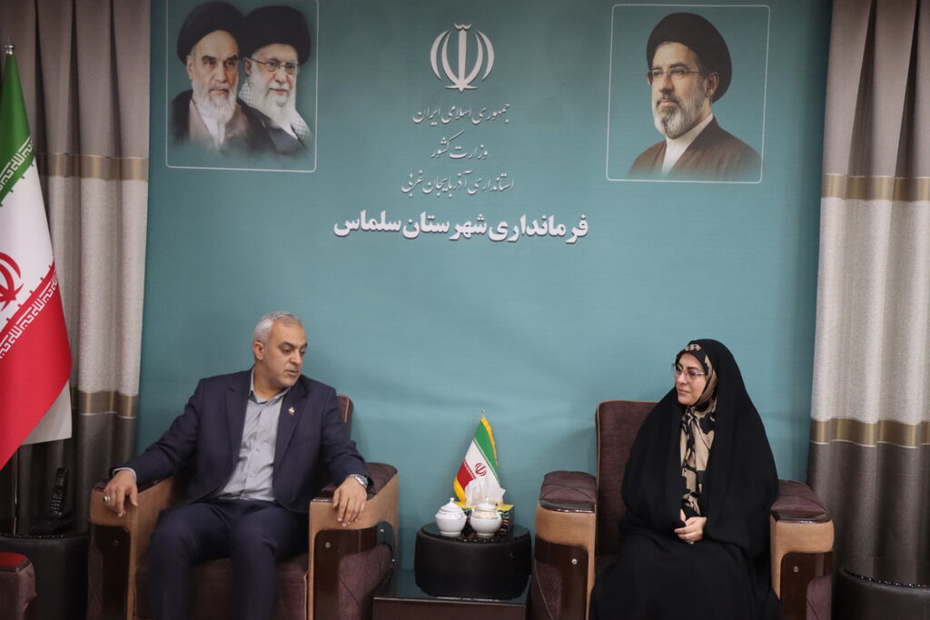 نوجوانان عضو کانون سلماس پای میز گفت‌وگو با فرماندار؛ از مطالبه‌گری تا آینده‌سازی
