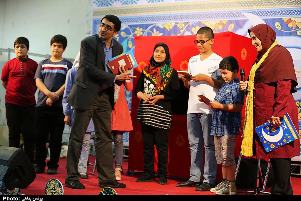دانستنی‌های قرآنی کودکان و نوجوانان در میدان مسابقه