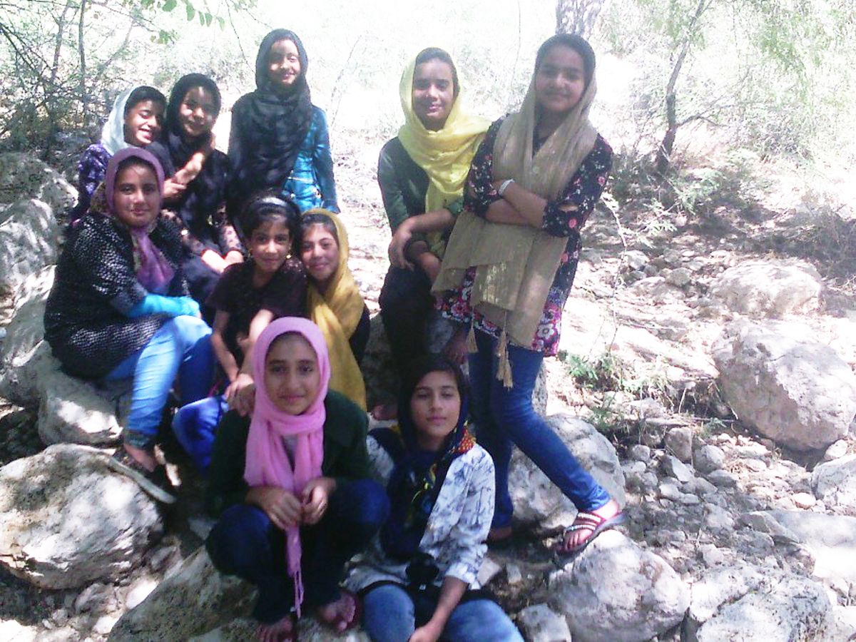 اردوی درون شهری اعضای کانون حاجی آباد به کوه بی بی دختران - کانون