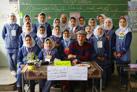 دیدار نویسندگان کودک و نوجوان با کودکان تبریزی در مدارس و مراکز کانون
